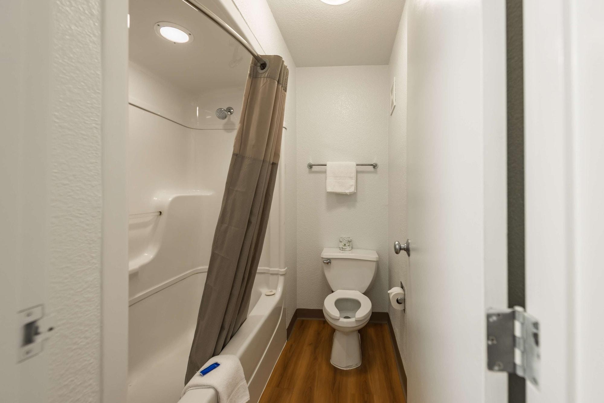 Motel 6-Reno, Nv - Virginia Plumb מראה חיצוני תמונה